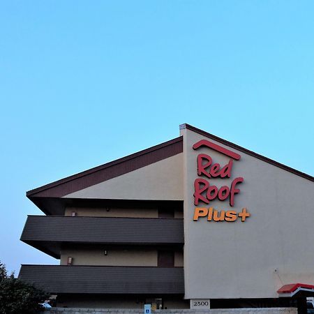 Red Roof Plus Chicago - Hoffman Estates Exterior photo