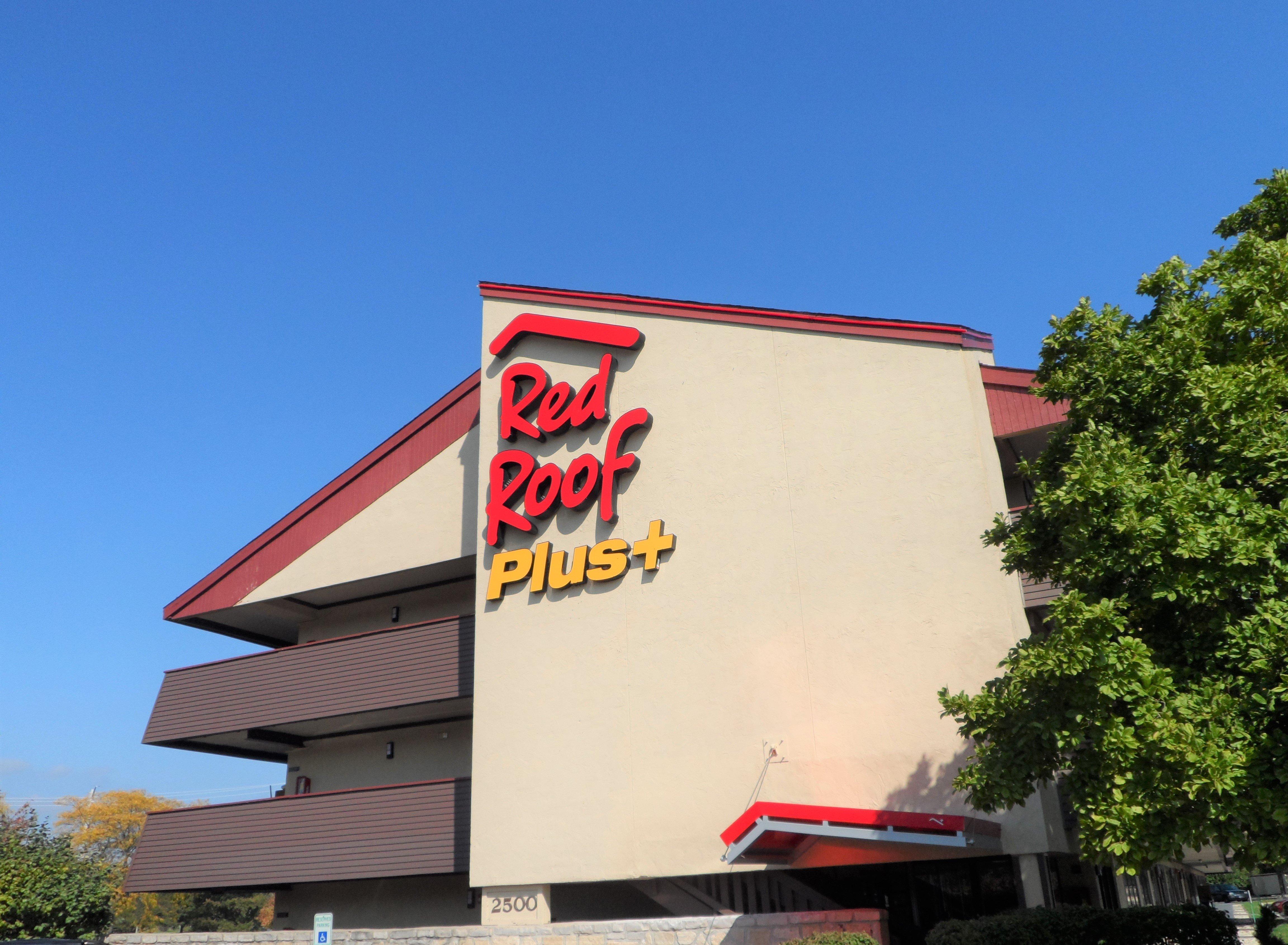 Red Roof Plus Chicago - Hoffman Estates Exterior photo