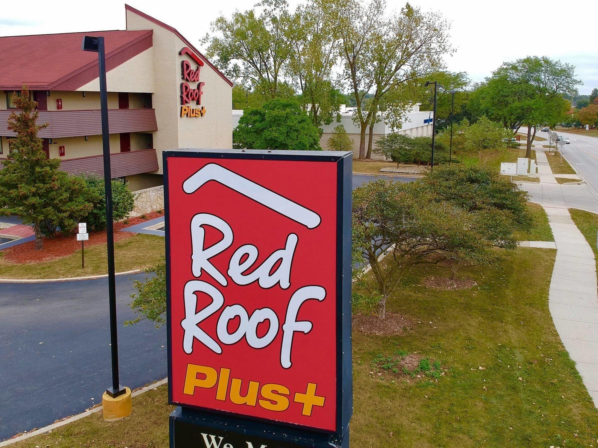Red Roof Plus Chicago - Hoffman Estates Exterior photo